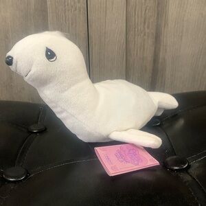 Precious Moments Tender Tails Baby White Seal Plush Beanie With Tag